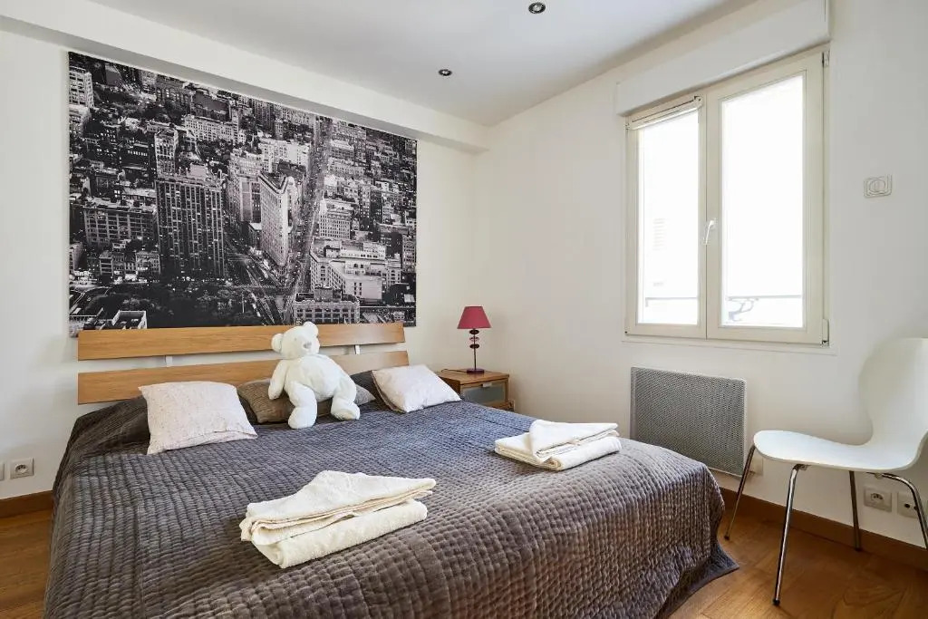 401 Suite Martine
