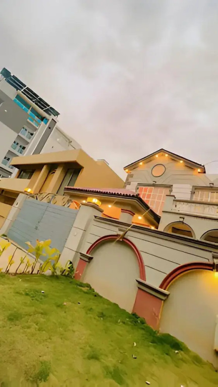 Coral Lodge