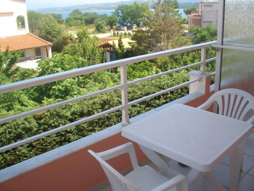Dionisos Hotel