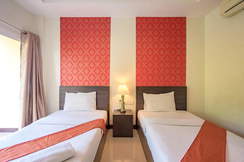 Suphan Lake Hometel