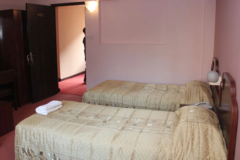 Hotel Pacific