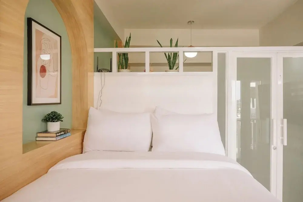 Zen Minimalist Comfort