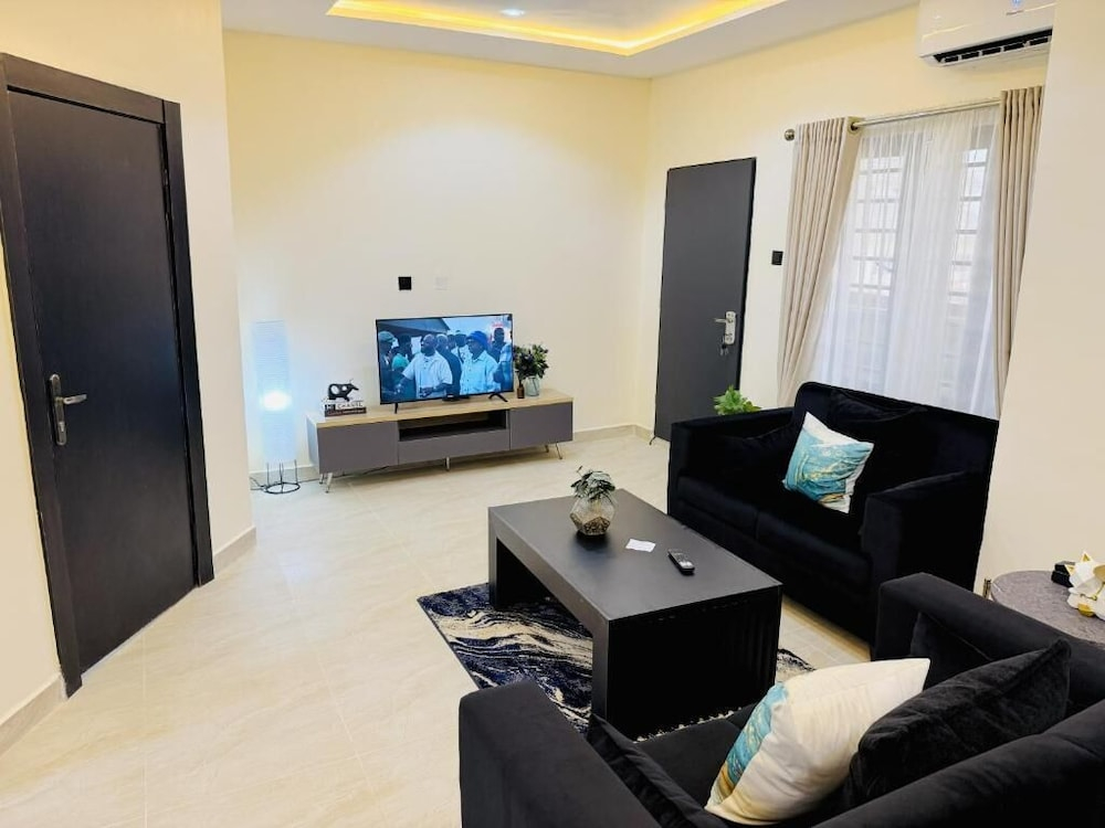 Stay AT Margarets Serviced Apartment