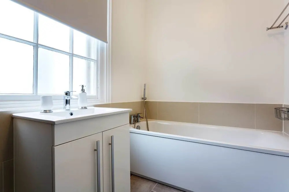 Edgware Elegance