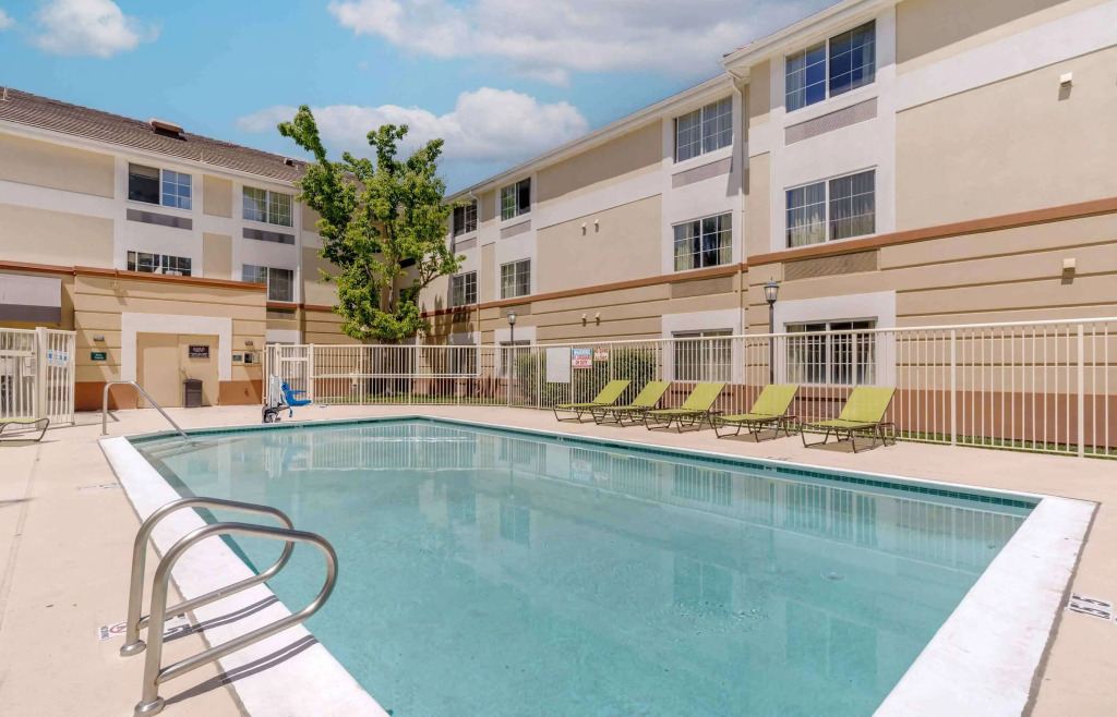 Extended Stay America Suites - Pleasanton - Chabot Dr