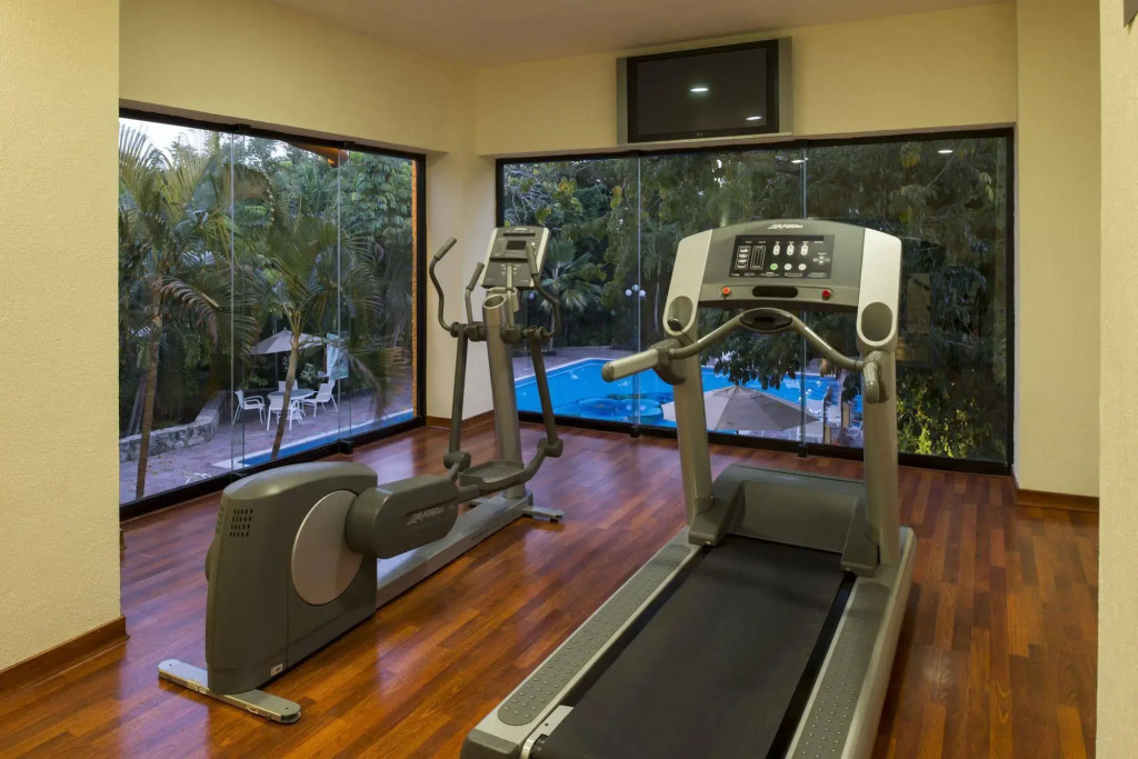 HS HOTSSON Hotel Tampico