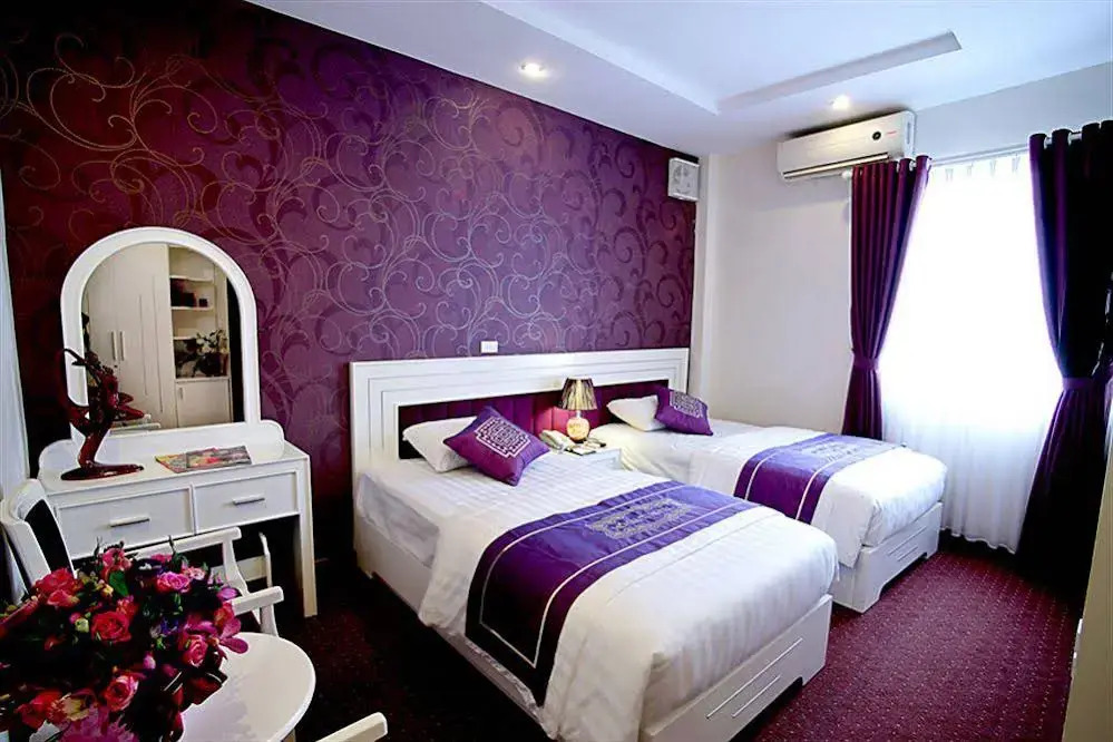 Lavish Centre Hotel