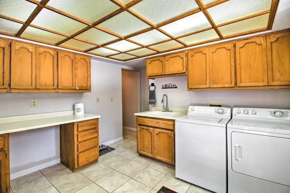 Pet-Friendly Cabin in Pinetop-Lakeside
