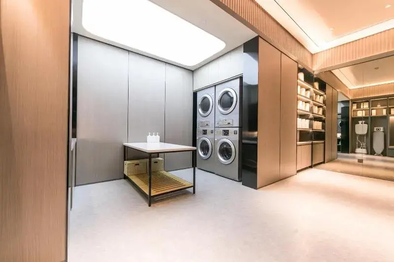 Ji Hotel Jiaxing Shimao Center