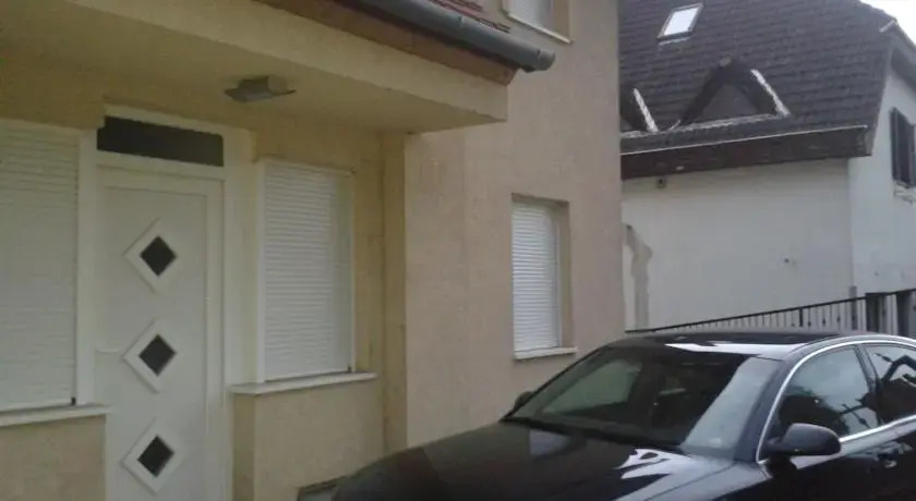 BALATONAIR Vendégház