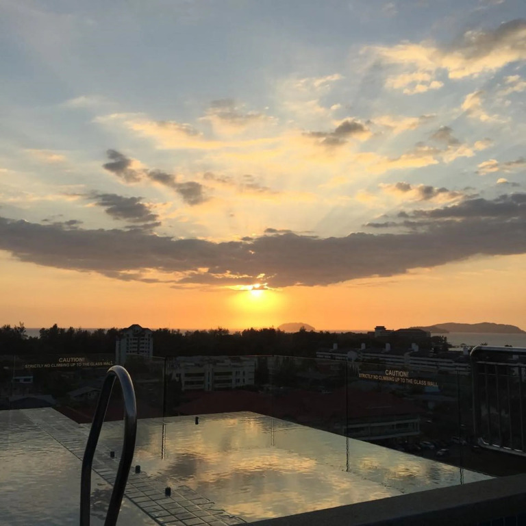 Chaya Hotel