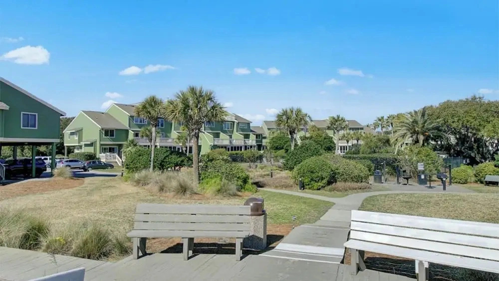 7C Mariners Walk by Avantstay Beautiful Porch, Easy Access to Pool + Beach