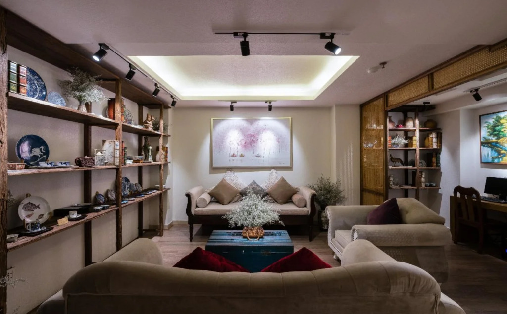 Asian Ruby Center Point Hotel & Spa