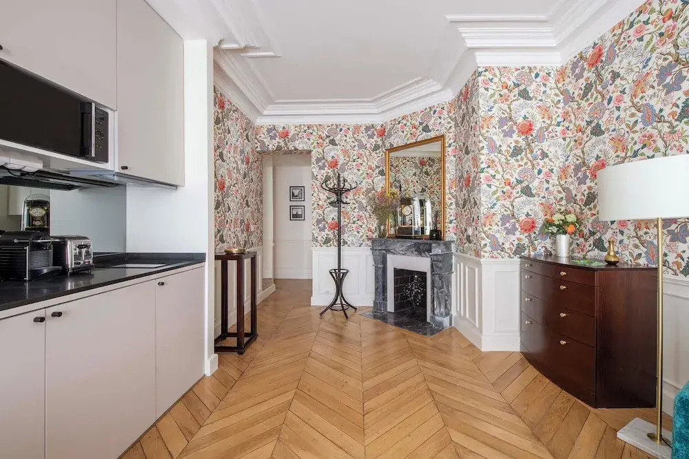 LE BEAU MARAIS - Luxury Apartments, AIR COND, LIFT
