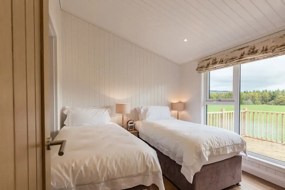 Scenic 2 Bedroom Karelia Lodge