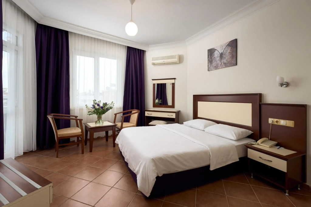 Kaila City Hotel