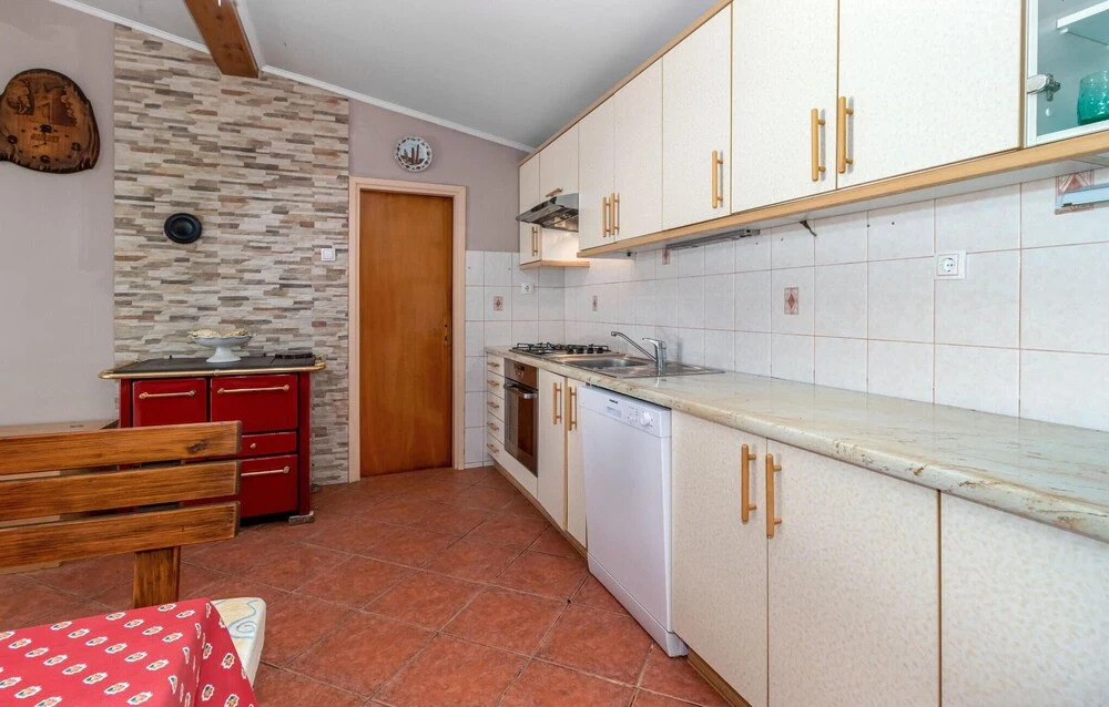 Beautiful Home in Jadranovo With Wifi and 3 Bedrooms