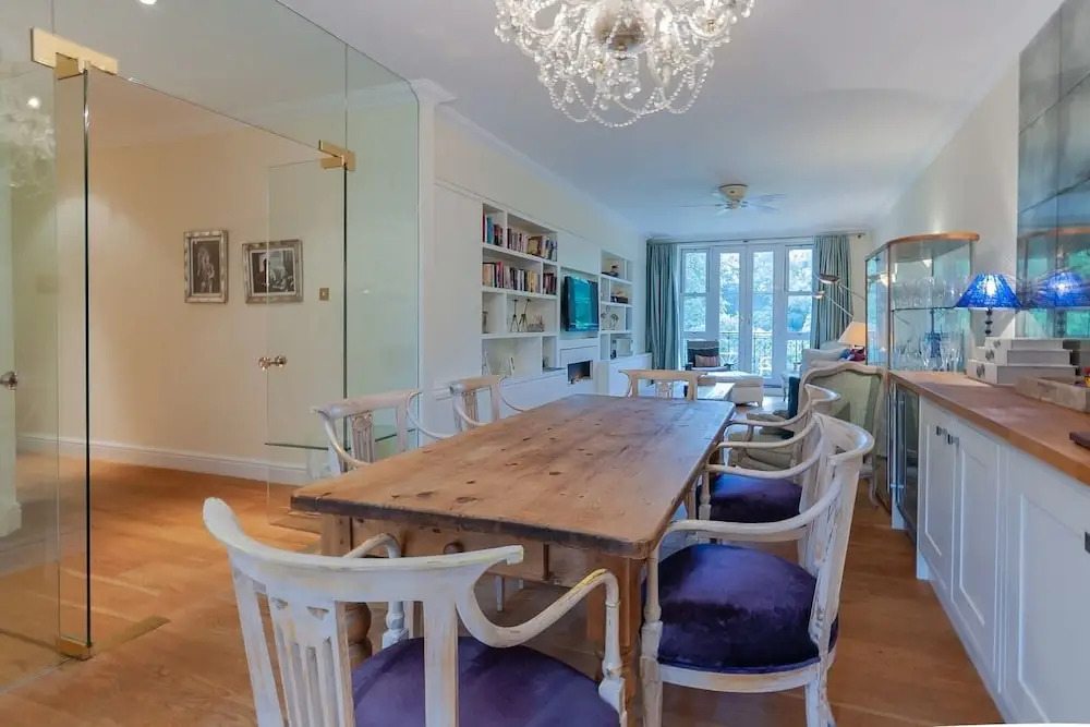 Luxury 2 bed Flat With Garden in Wimbledon