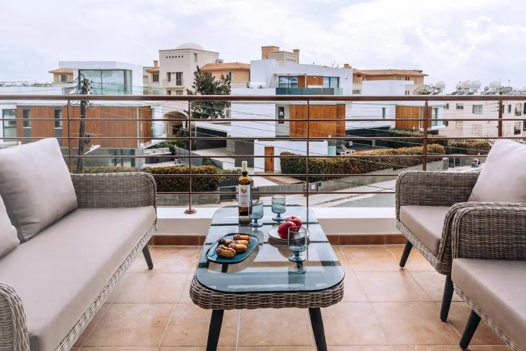 Procy 102 Apartment Katw Paphos Ideal for Long or Short Stays