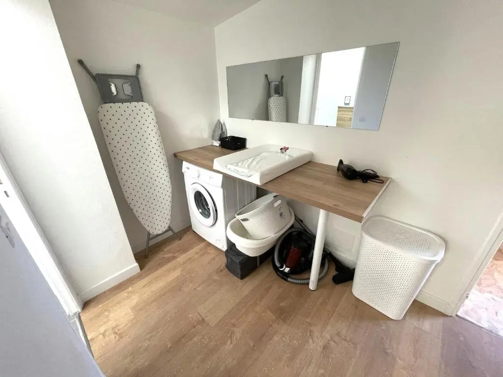Appartement spacieux 4 chambres, jardin, proche centre-ville