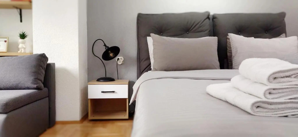 Care's studio apartment