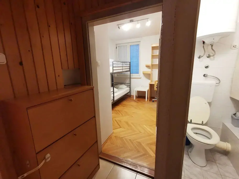 Apartment for four with free parking