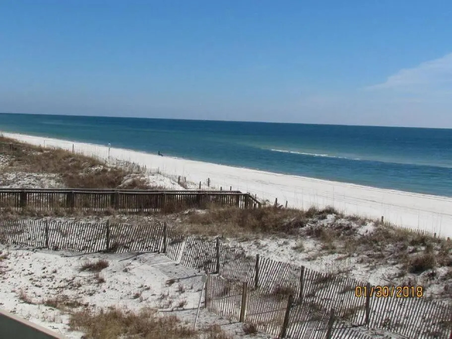 Wind Drift SW 207 - Large Beachfront Unit w/ Spacious Private Balcony!