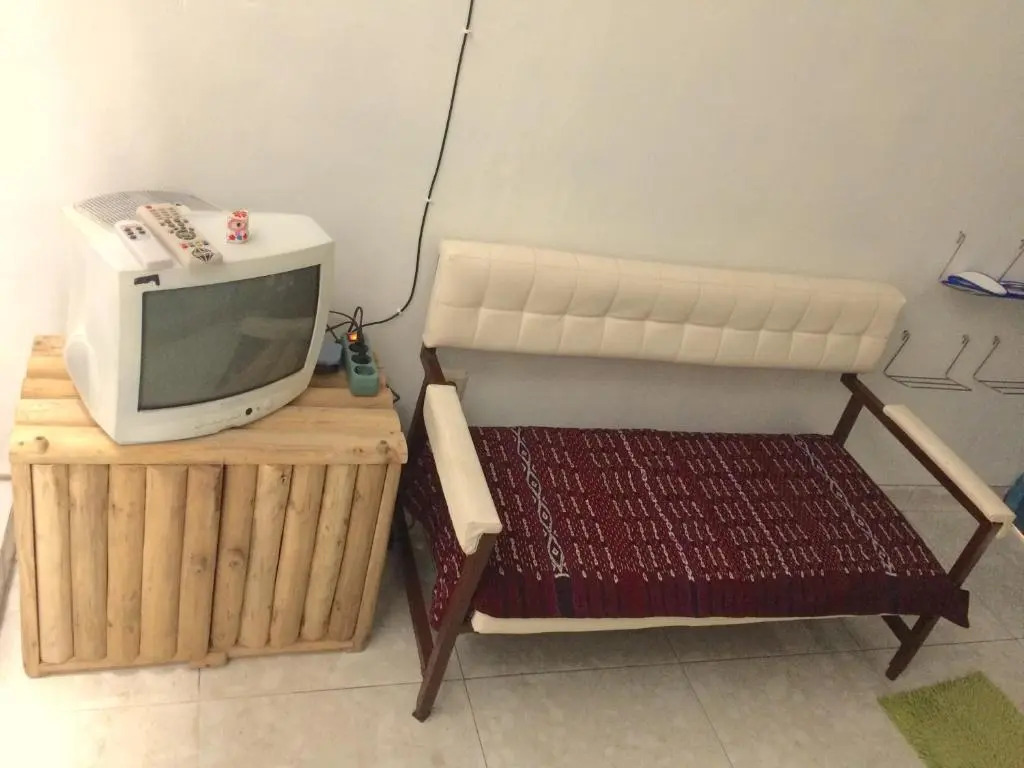 NOMORE Gallery and Guesthouse