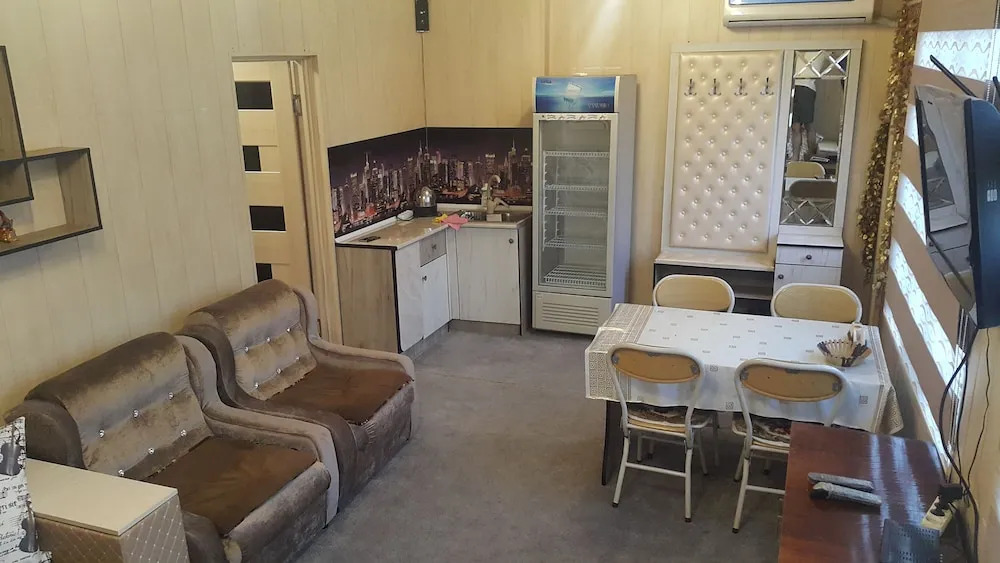 Hostel Nur