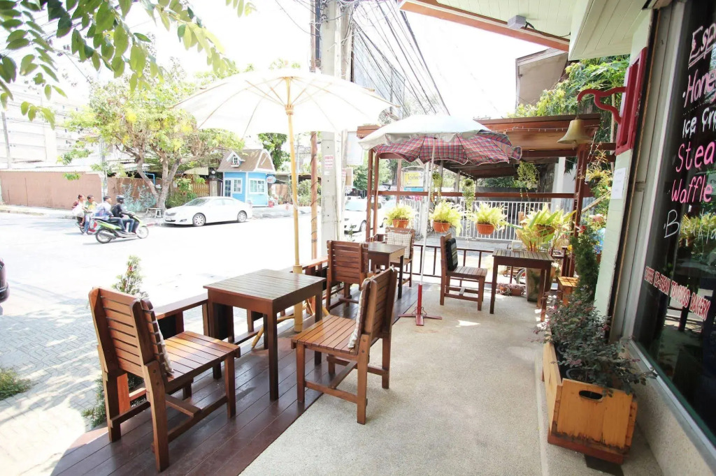 Chanchala Cafe & Hostel