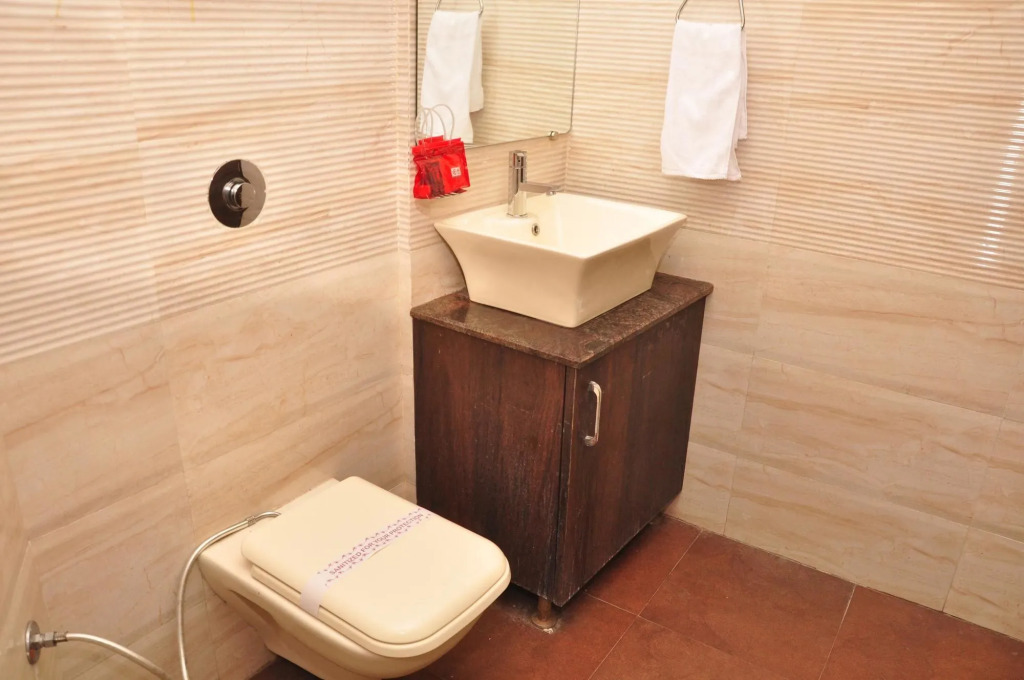 OYO Rooms Hotel Lane 2