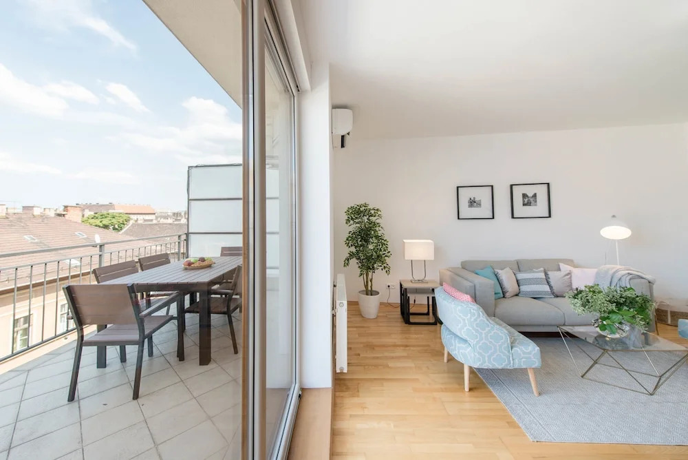 Oasis Apartments - Oktogon II