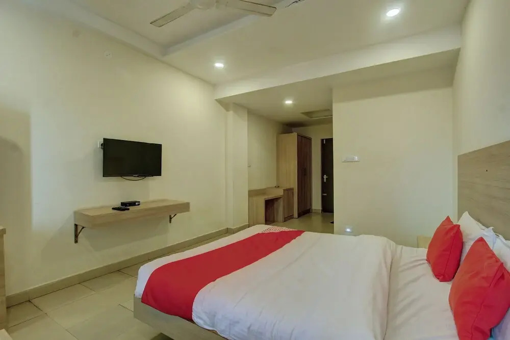 OYO 26739 Arasu Regency