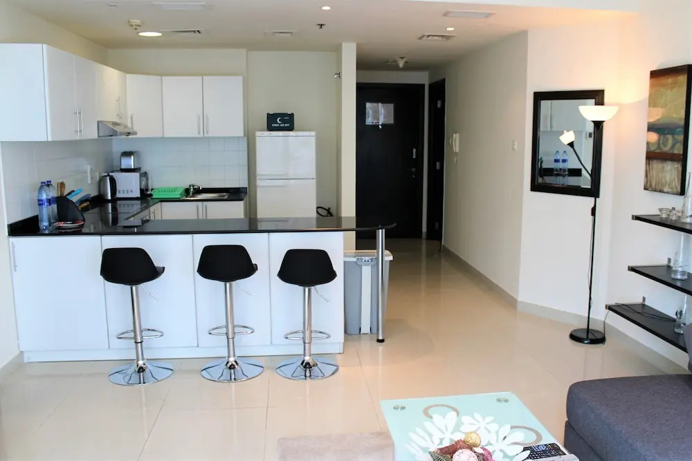 DRT- Modern 1 bedroom near Dubai metro