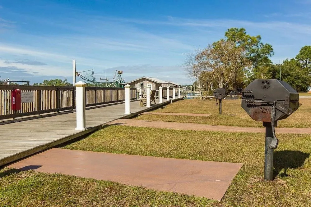 Bay John Unit 407