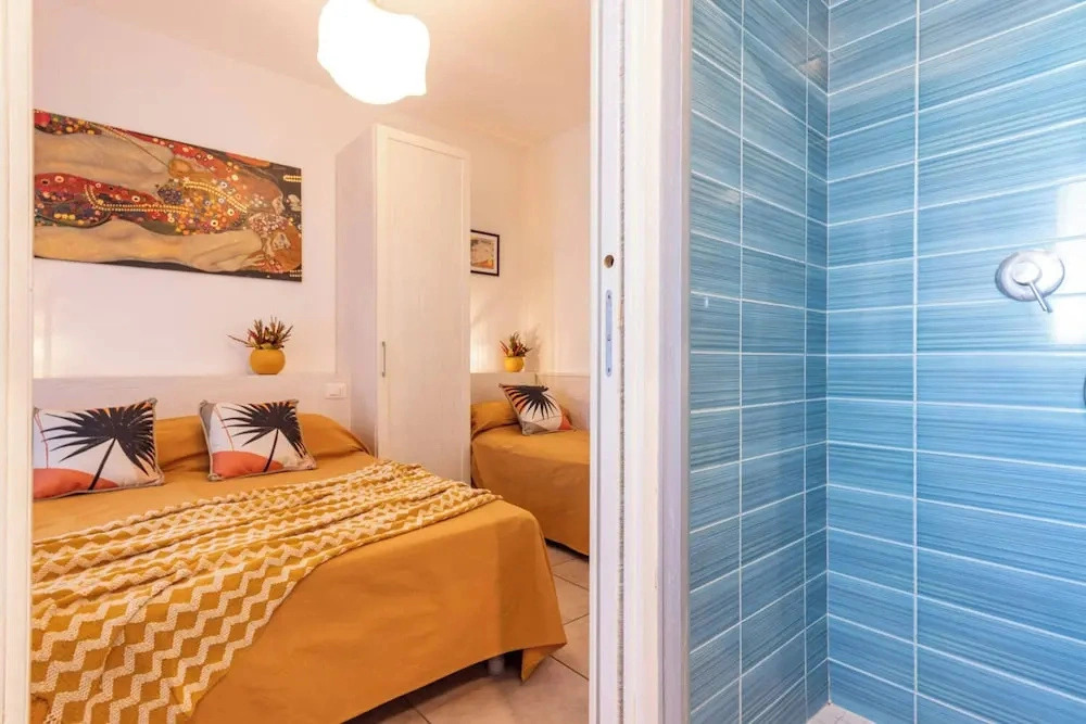 Lovely Ground-floor Apartment With Fenced Garden