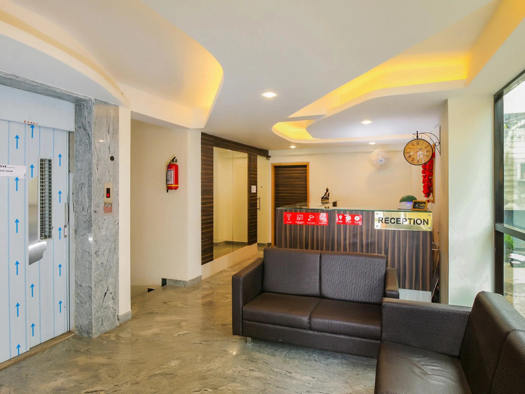 Treebo Surya Comforts, 200 Mtrs From Kolhapur Railway Station