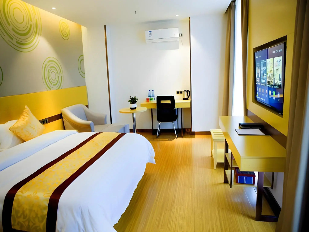 GreenTree Inn Huanggang City Wuxue City Kanjiang Avenue
