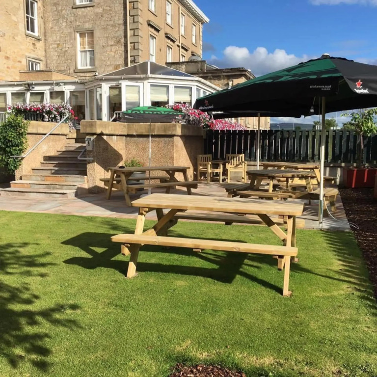Laichmoray Hotel