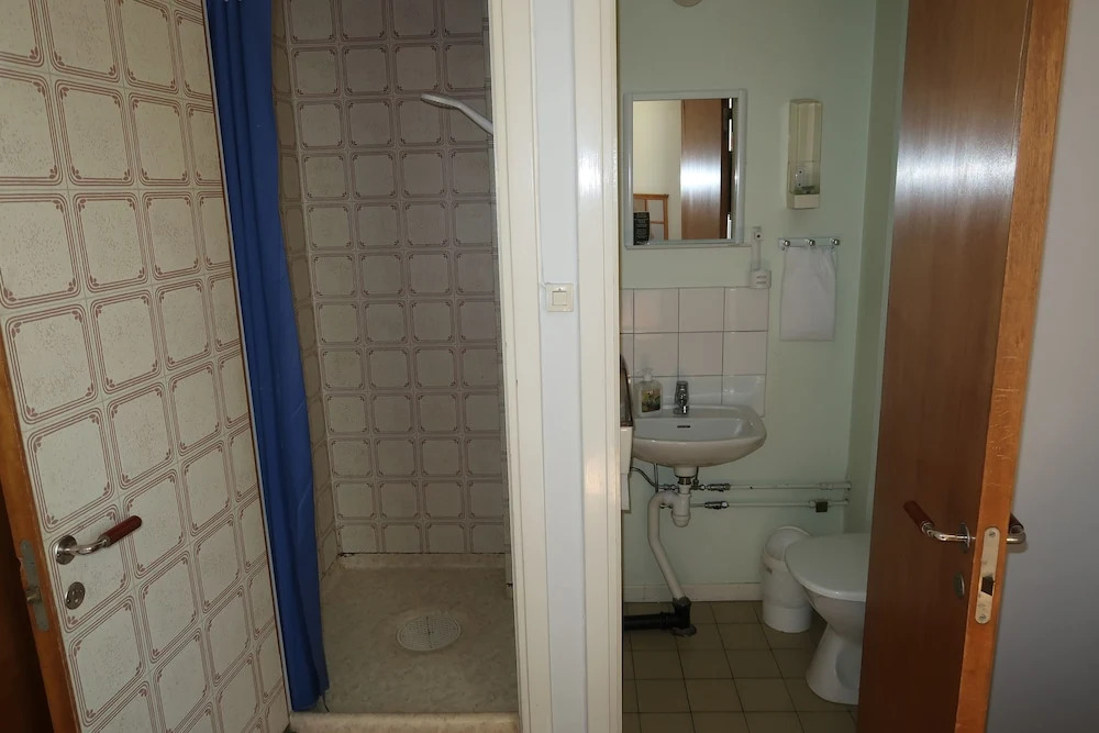 Hotel Aveny Bed & Breakfast