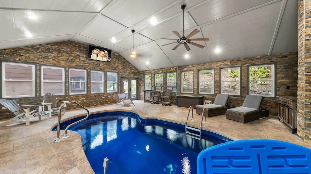Luxury Cabin With Mountain Views Pigeon Forge