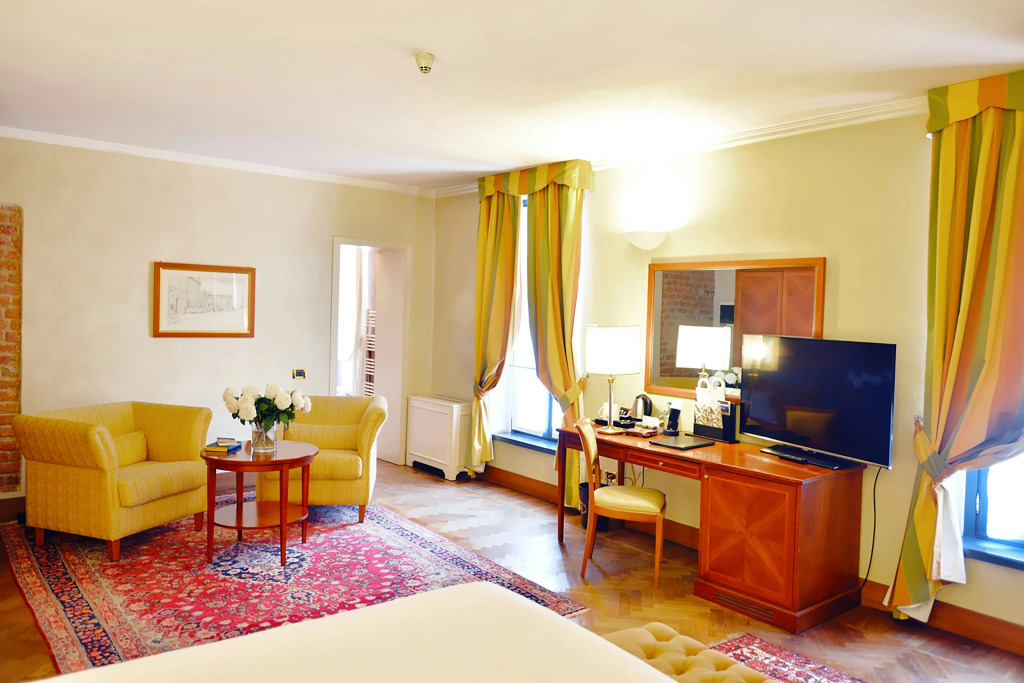 Grand Hotel Villa Torretta, Curio Collection by Hilton