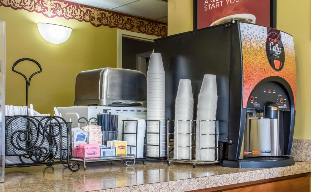 Econo Lodge Louisville Airport