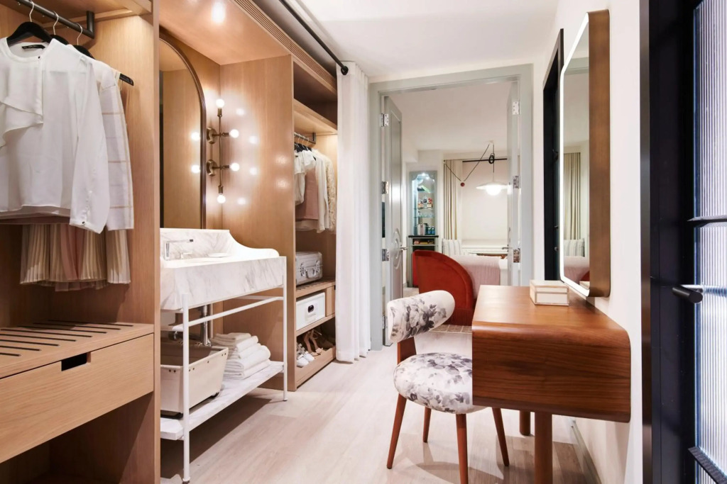Virgin Hotels New Orleans