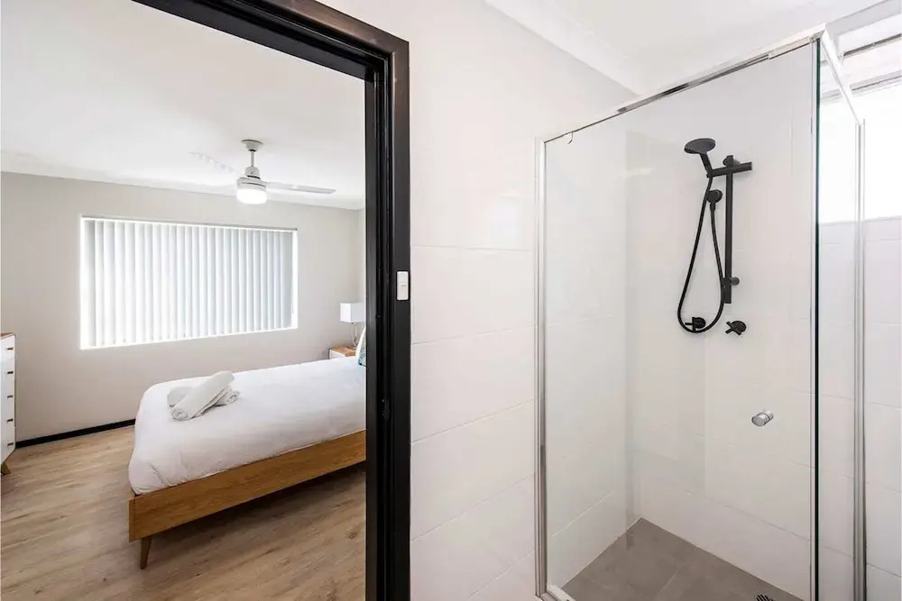 Contemporary 1BR Apartment - Near the City
