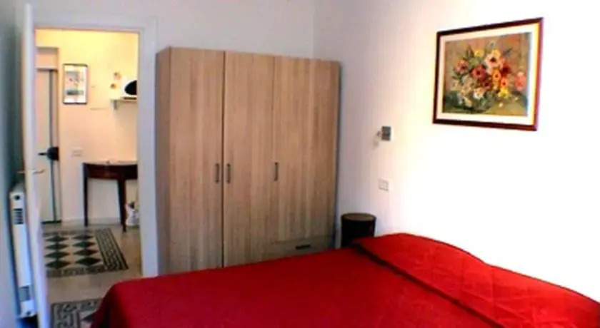 Rome Accommodation Porta Portese Apartment