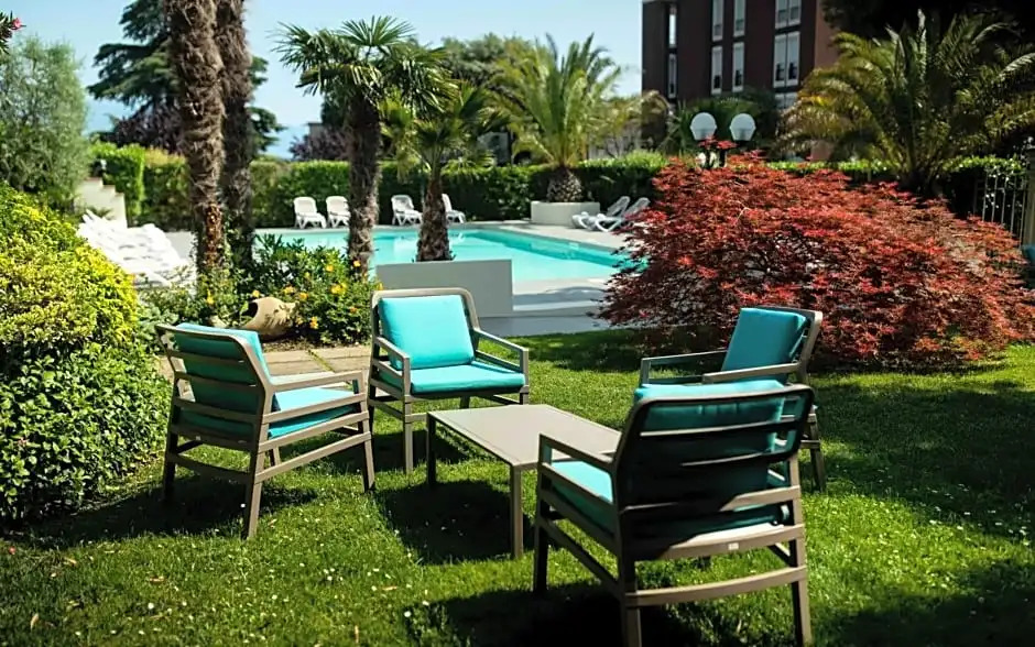 Hotel Benaco