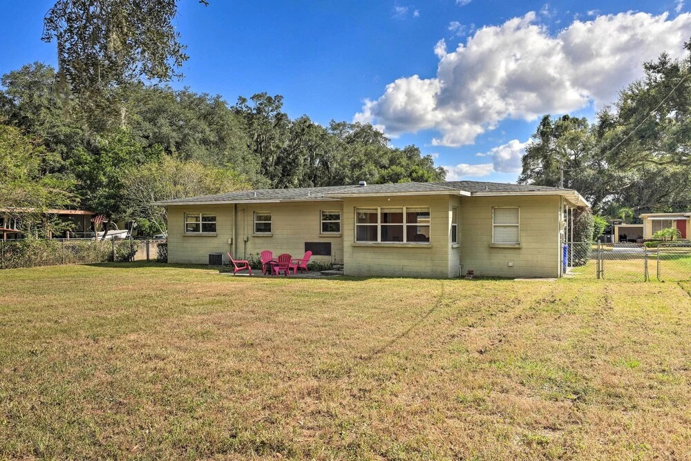 Lakeland Home w/ Large Backyard ~ 1 Mile From Fsc!