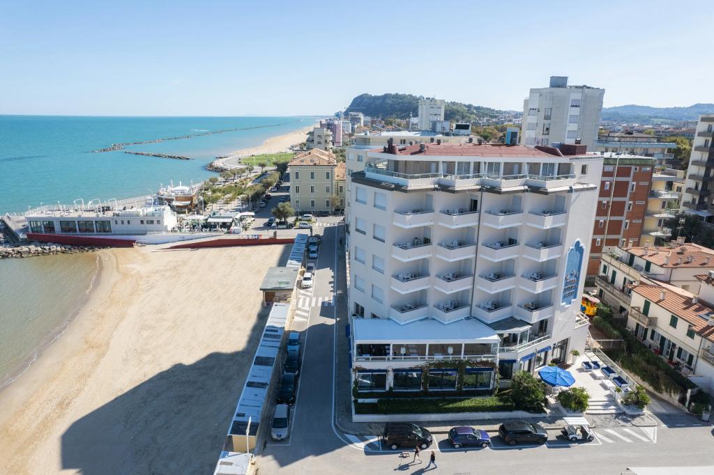 UNAHOTELS Imperial Sport Hotel