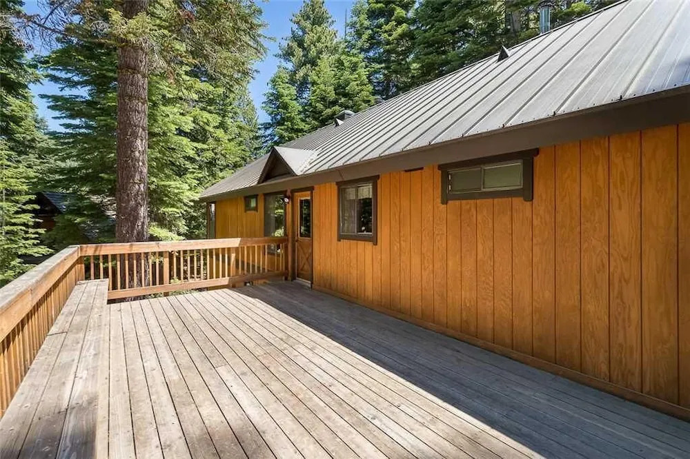 Sauna and Pool Table in Unique Cabin! #313